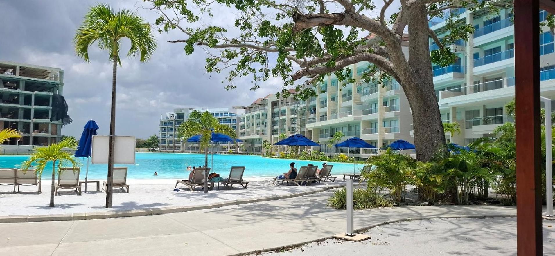 Apartamento Pure Caribbean Flair In A Secured Family *