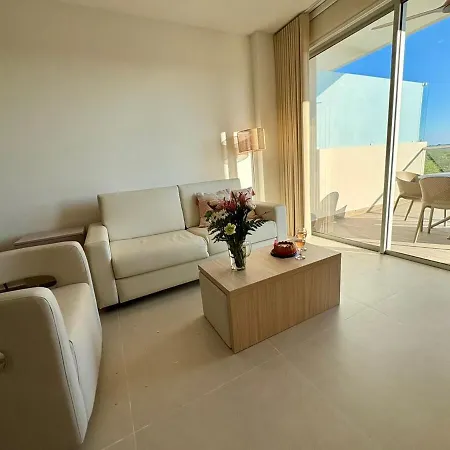 Apartamento Pure Caribbean Flair In A Secured Family